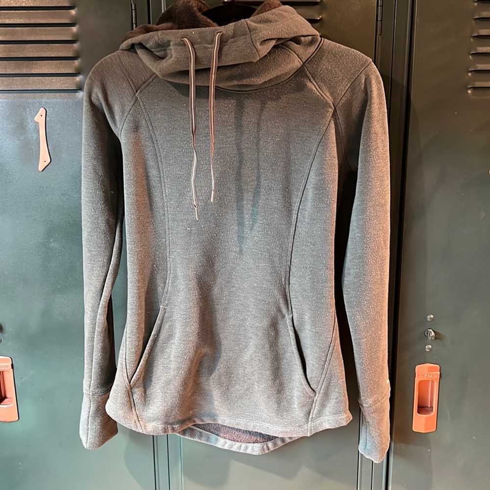 Marmot fleece lined hooded sweatshirt green
